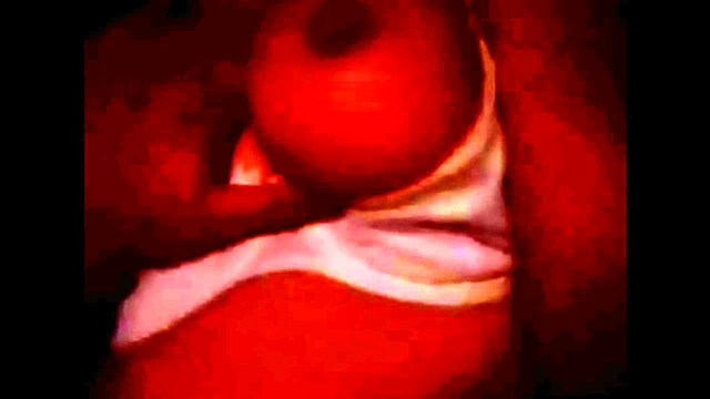 StepDaughter-in-Law Seduces Suegro with Hidden Pleasure on Busy Bus Ride